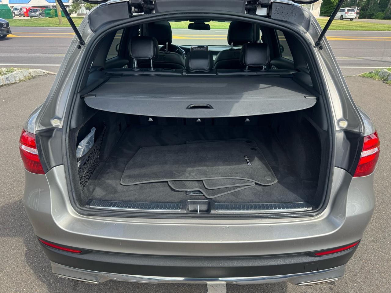 Mercedes-Benz GLC GLC 300 4MATIC SUV 2019