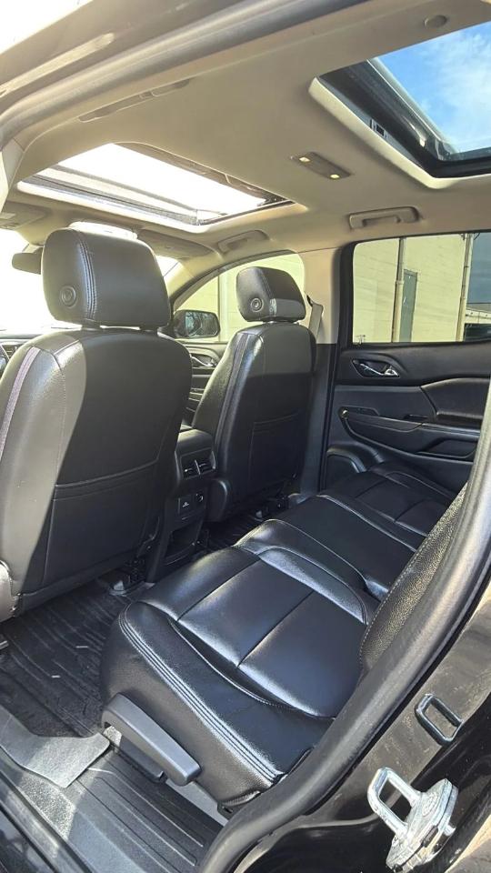 GMC Acadia AWD 4dr SLT w/SLT-1 2017