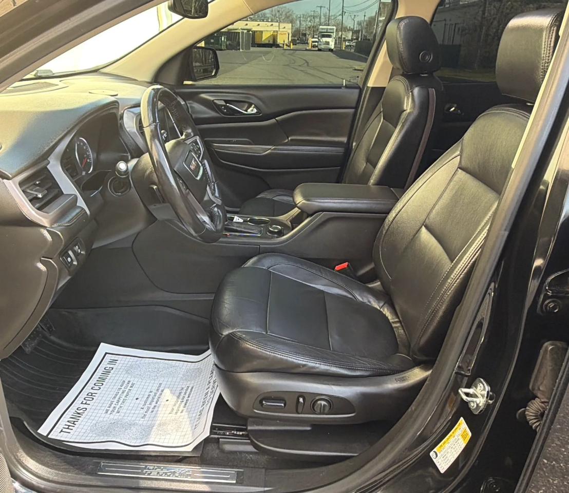 GMC Acadia AWD 4dr SLT w/SLT-1 2017