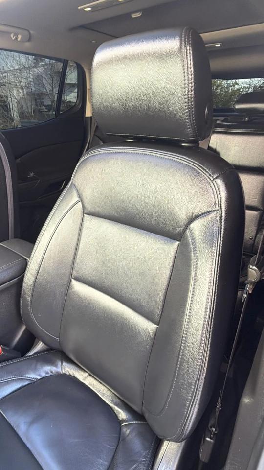 GMC Acadia AWD 4dr SLT w/SLT-1 2017