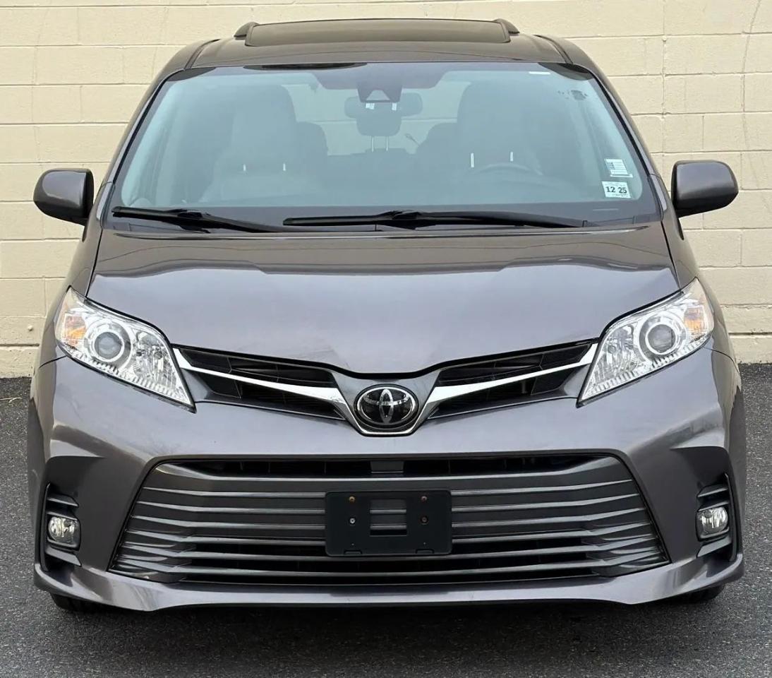 Toyota Sienna XLE Auto Access Seat FWD 7-Passenger (Natl) 2020