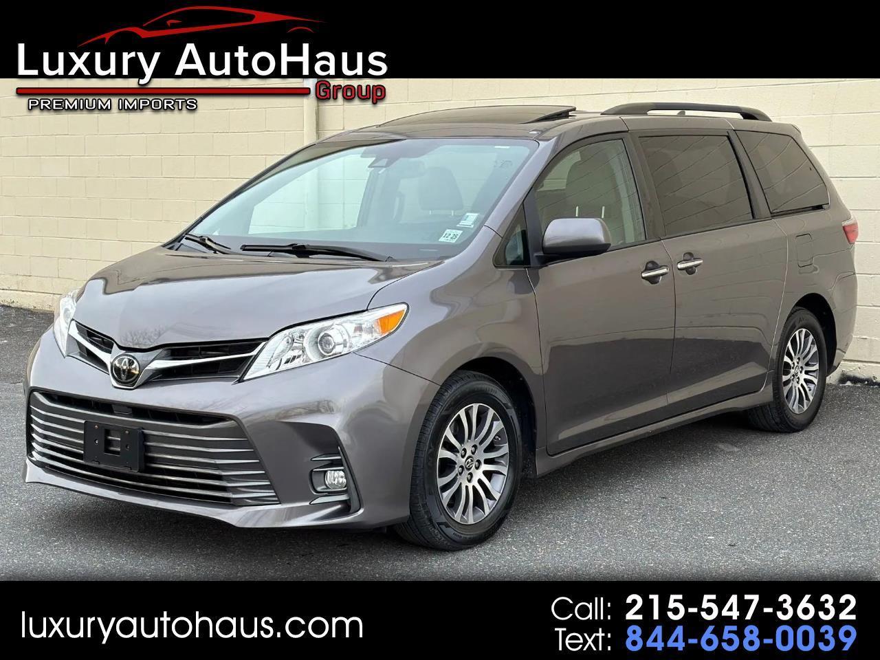 Toyota Sienna XLE Auto Access Seat FWD 7-Passenger (Natl) 2020