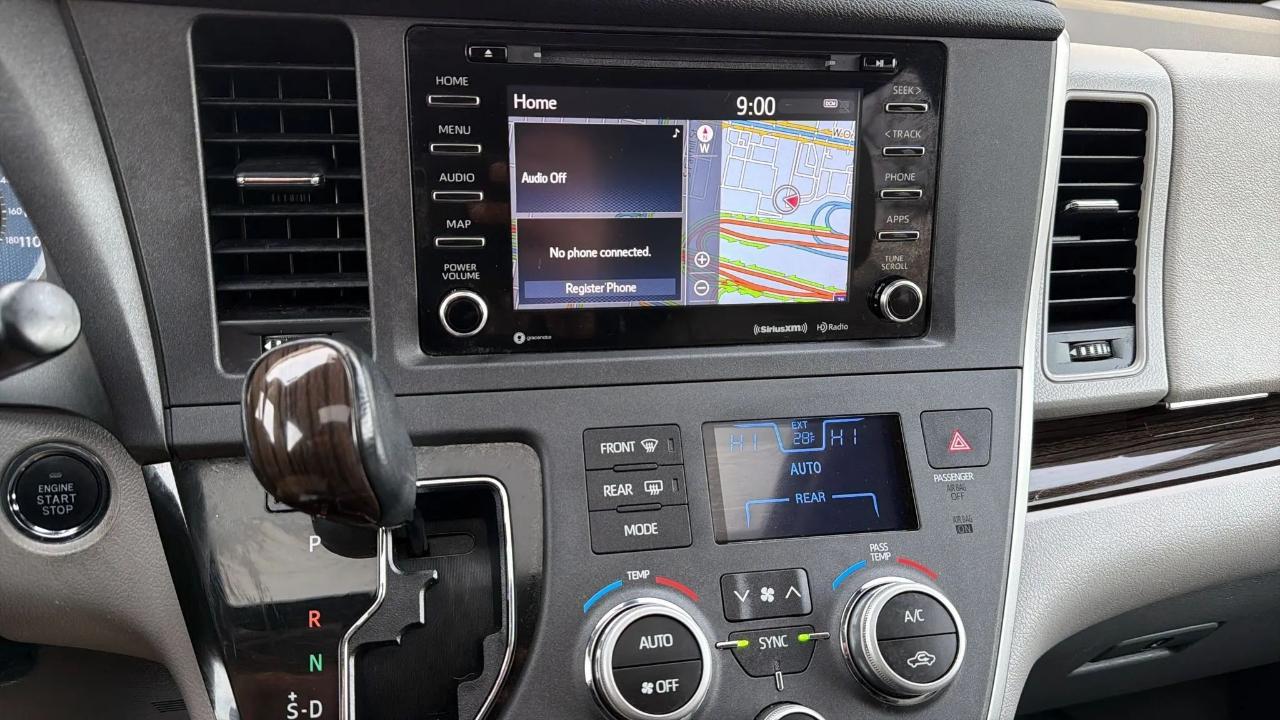 Toyota Sienna XLE Auto Access Seat FWD 7-Passenger (Natl) 2020