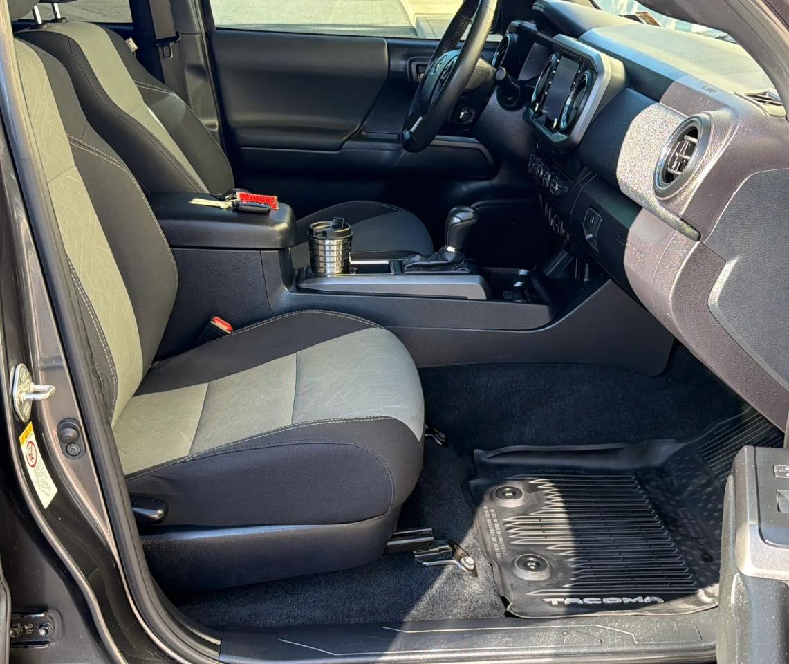 Toyota Tacoma 4WD TRD Off Road Double Cab 5' Bed V6 MT (Natl) 2020