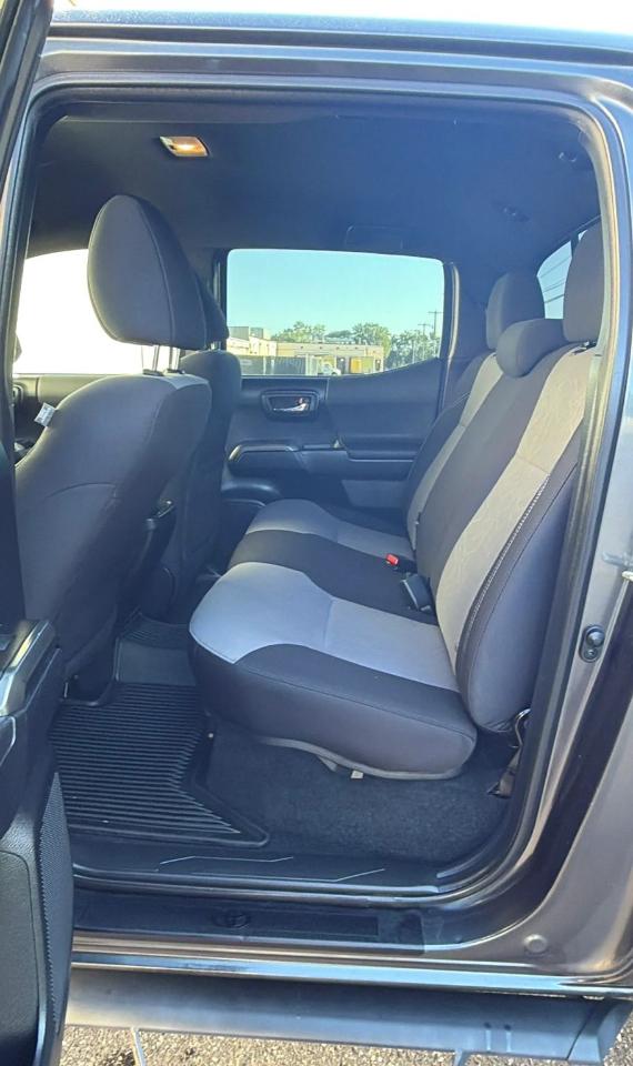 Toyota Tacoma 4WD TRD Off Road Double Cab 5' Bed V6 MT (Natl) 2020