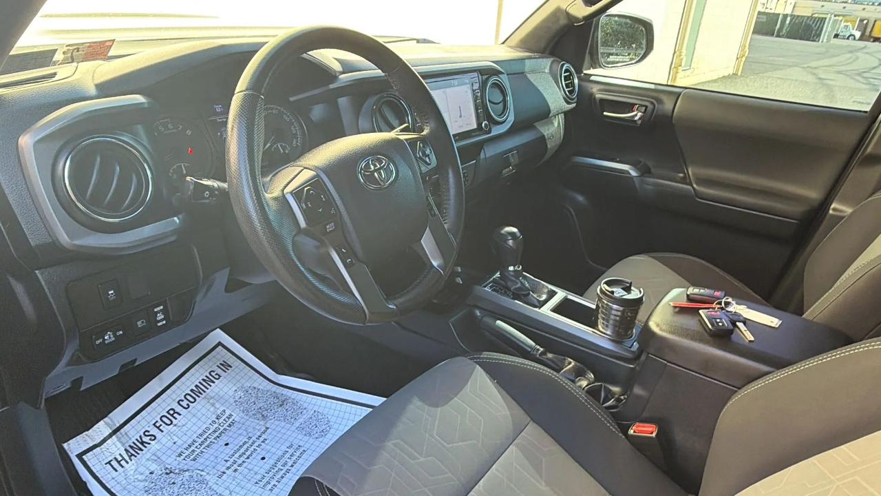 Toyota Tacoma 4WD TRD Off Road Double Cab 5' Bed V6 MT (Natl) 2020