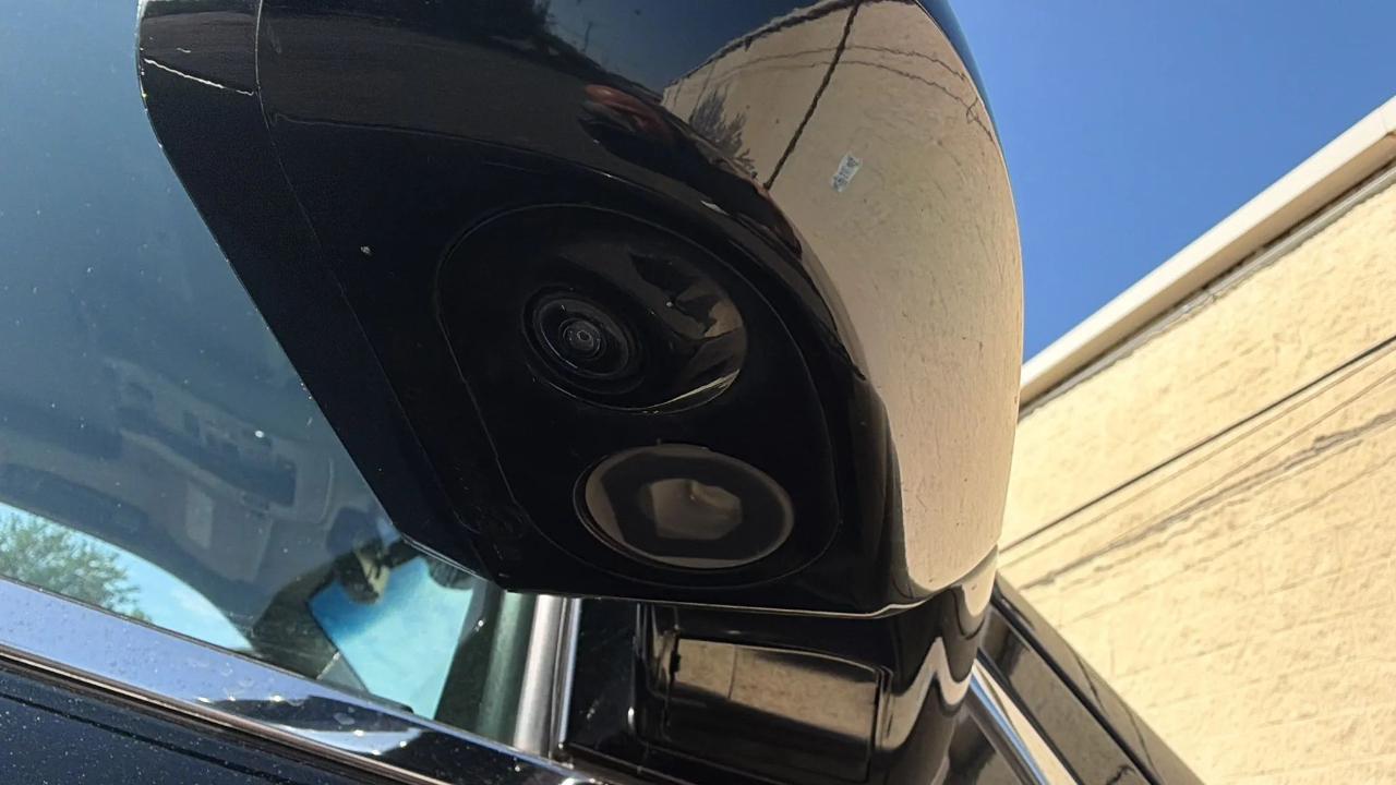 Cadillac Escalade ESV 4WD 4dr Premium Luxury 2019