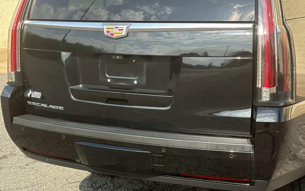 Cadillac Escalade ESV 4WD 4dr Premium Luxury 2019
