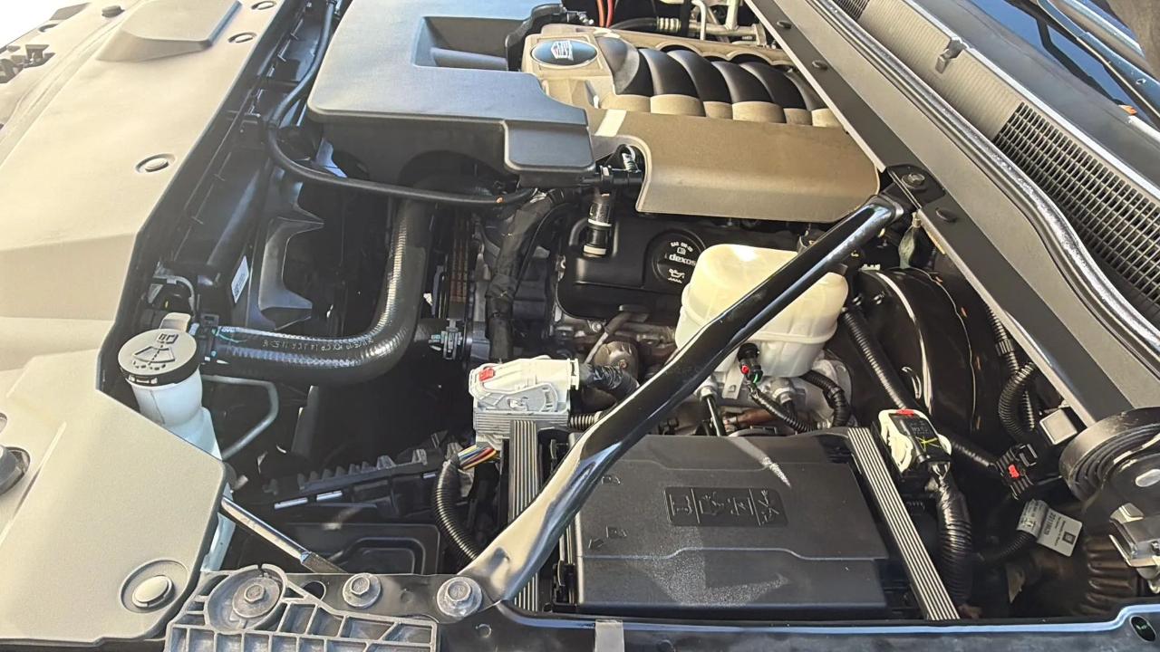 Cadillac Escalade ESV 4WD 4dr Premium Luxury 2019