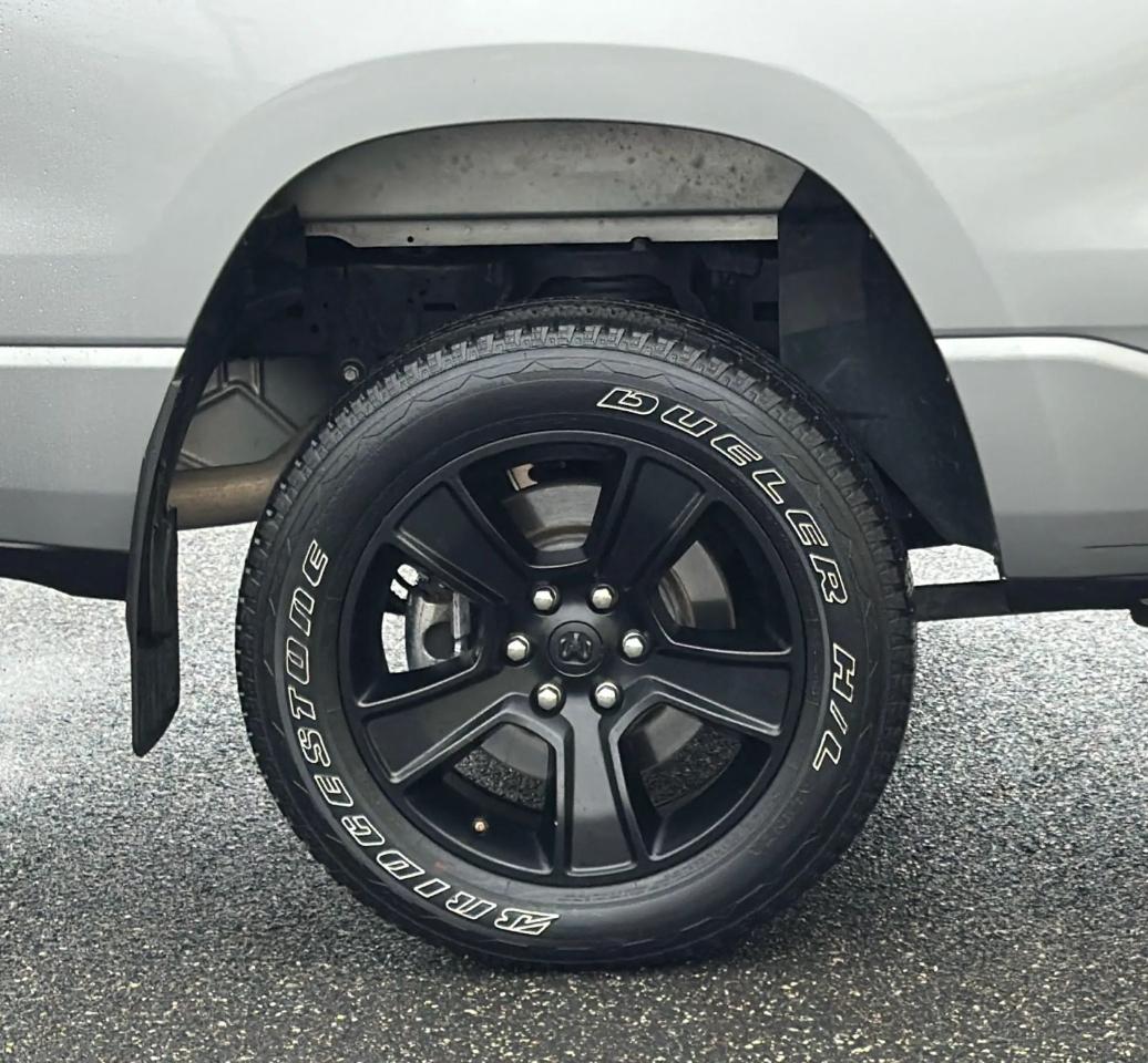 RAM 1500 Big Horn 4x4 Quad Cab 6'4" Box 2022