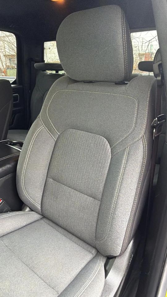 RAM 1500 Big Horn 4x4 Quad Cab 6'4" Box 2022