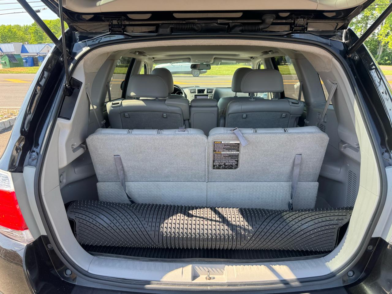 Toyota Highlander 4WD 4dr V6 Limited (Natl) 2012