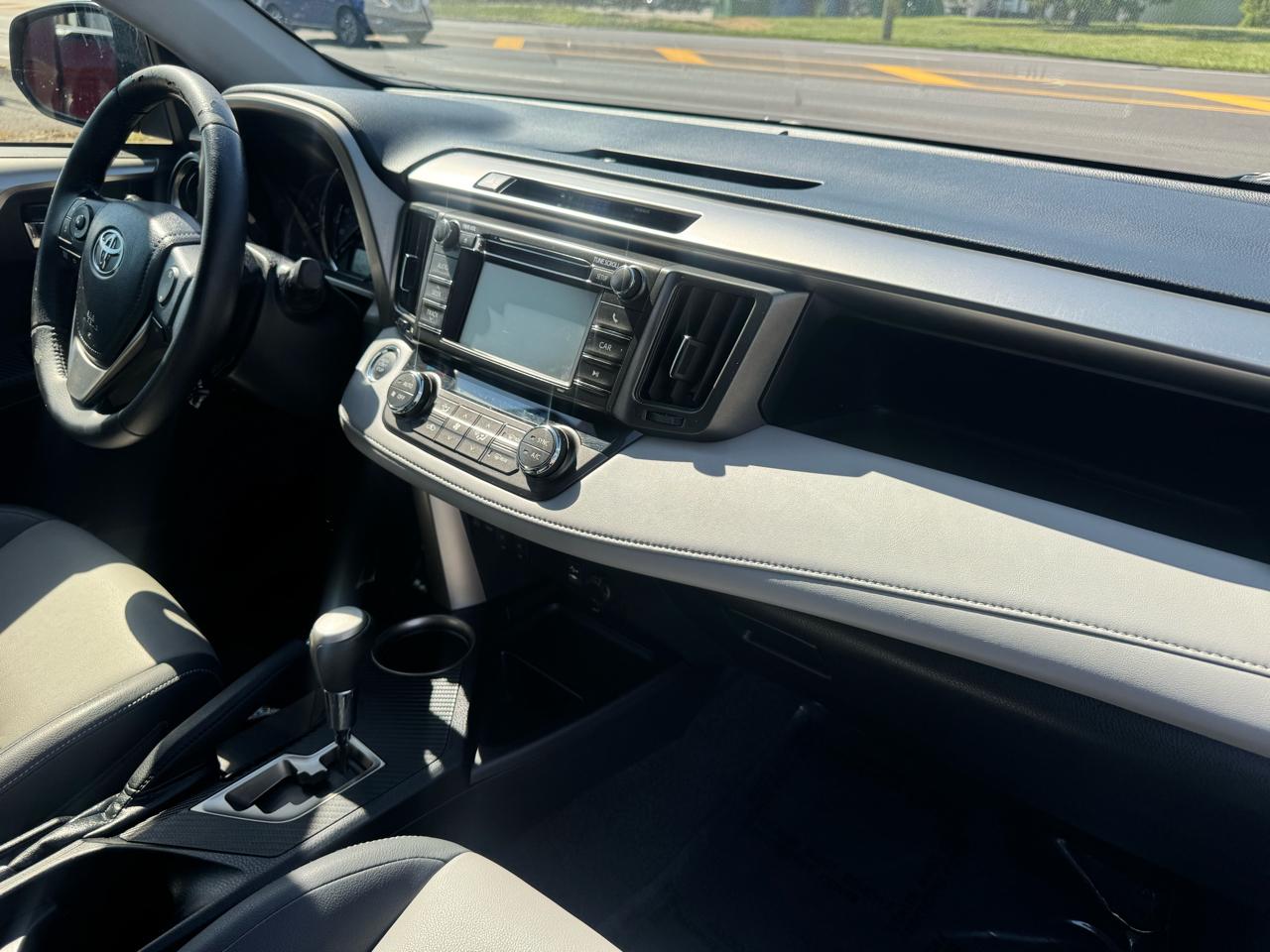 Toyota RAV4 AWD 4dr Limited (Natl) 2013