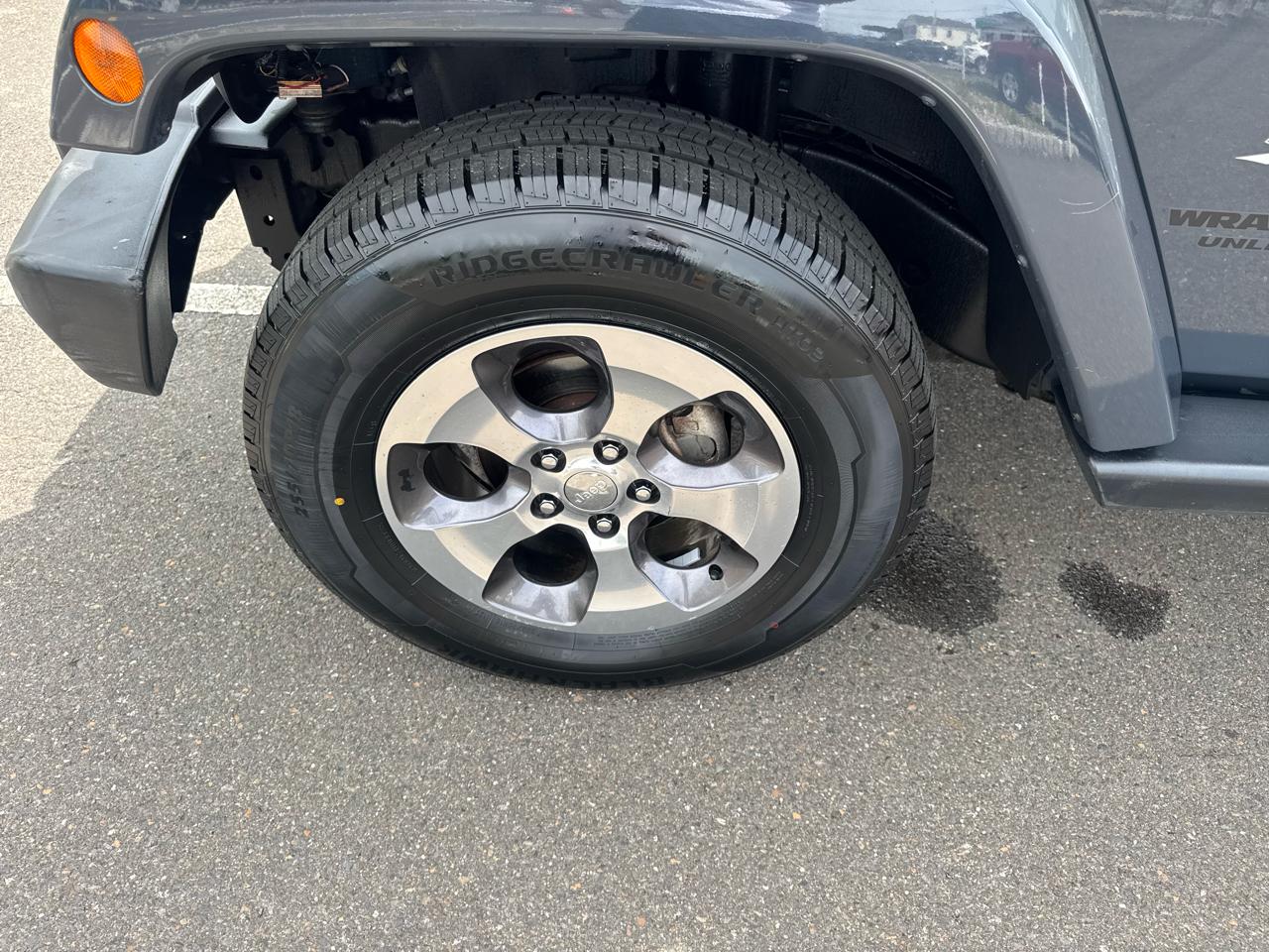 Jeep Wrangler Unlimited 4WD 4dr Sahara 2016