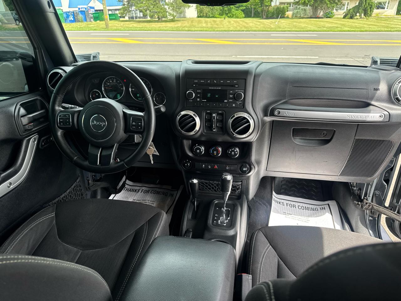 Jeep Wrangler Unlimited 4WD 4dr Sahara 2016