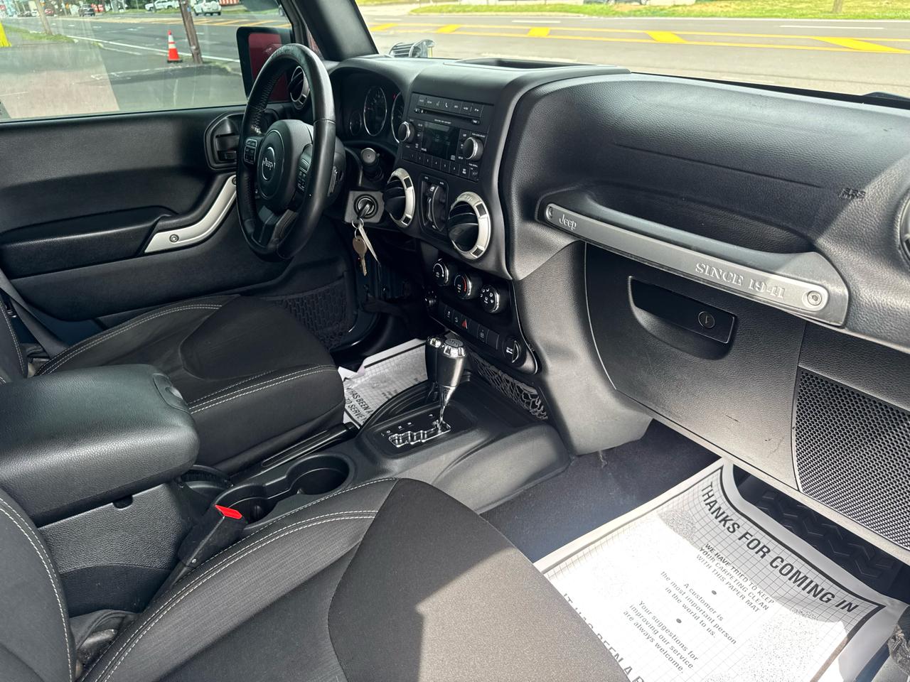 Jeep Wrangler Unlimited 4WD 4dr Sahara 2016