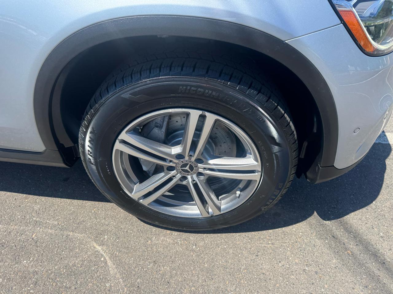 Mercedes-Benz GLC GLC 300 4MATIC SUV 2022