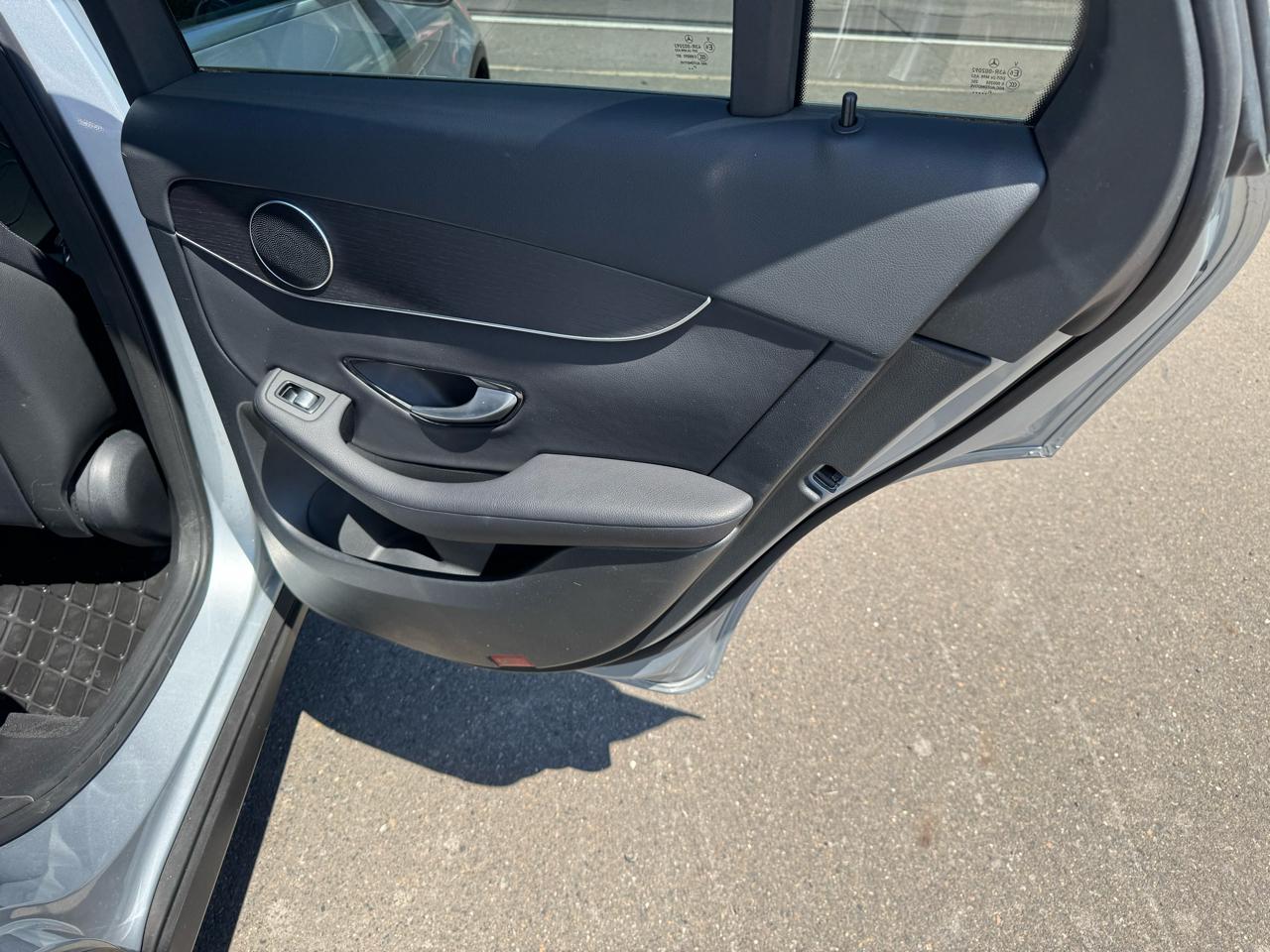 Mercedes-Benz GLC GLC 300 4MATIC SUV 2022