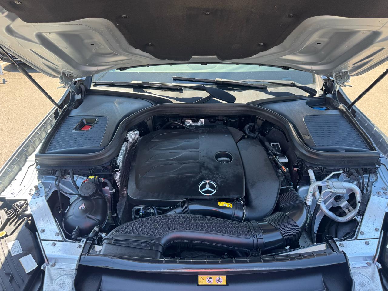 Mercedes-Benz GLC GLC 300 4MATIC SUV 2022