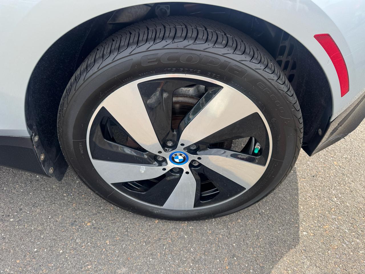 BMW i3 4dr HB w/Range Extender 2015