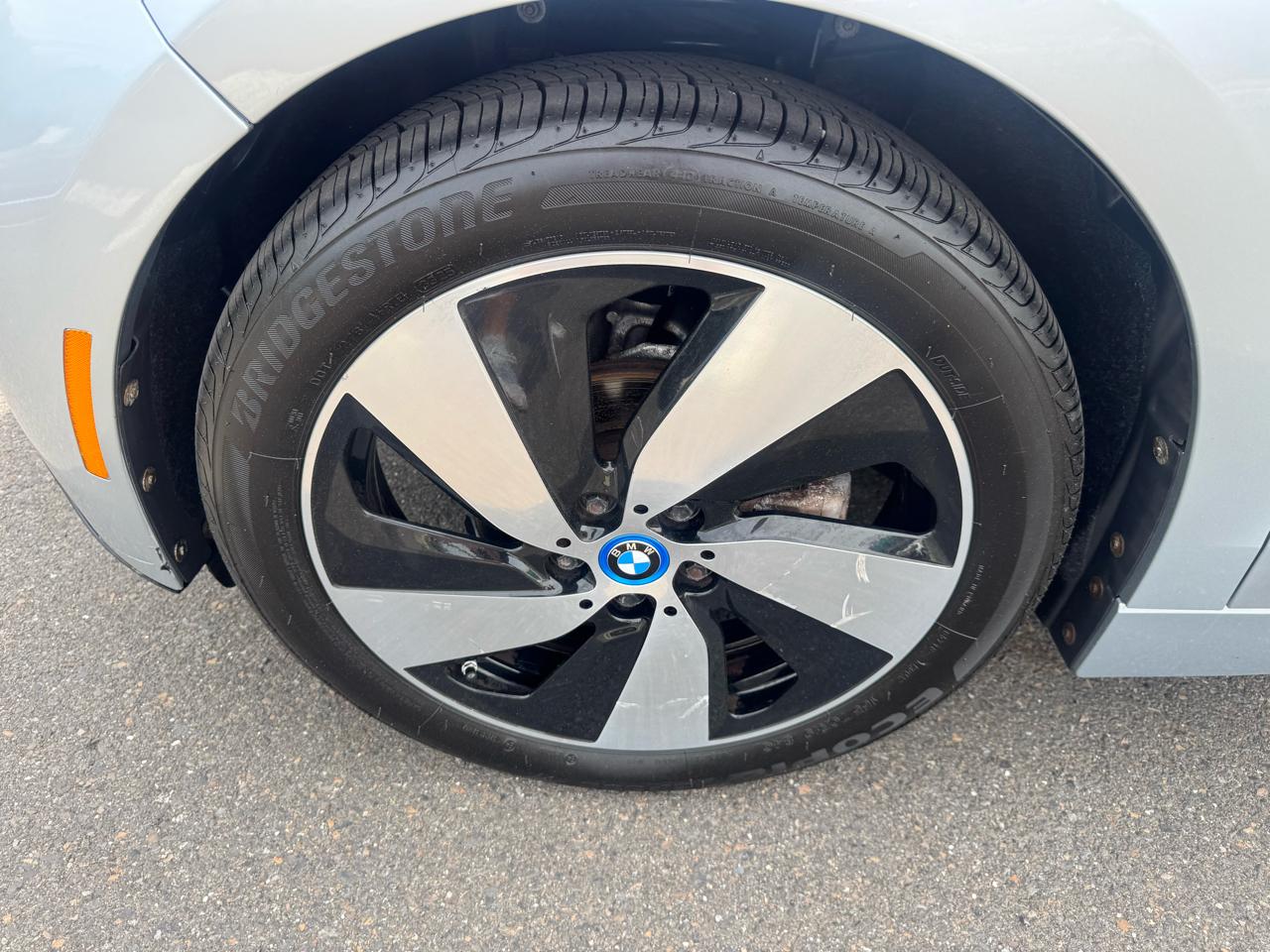 BMW i3 4dr HB w/Range Extender 2015