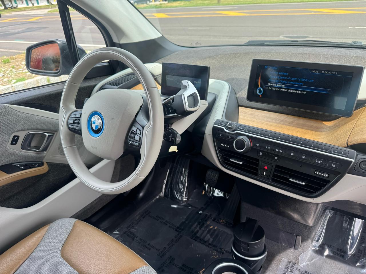 BMW i3 4dr HB w/Range Extender 2015