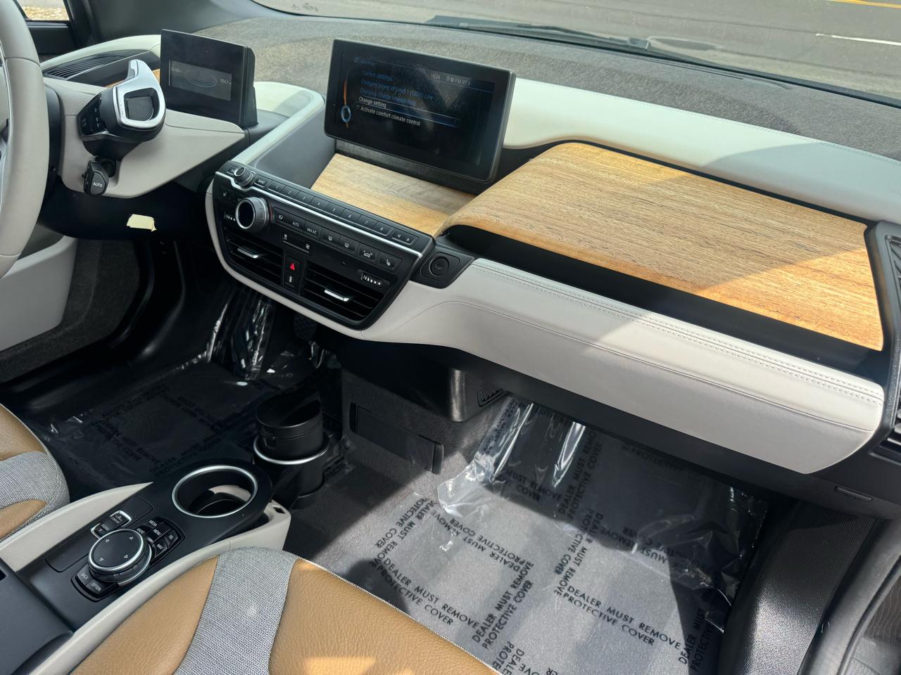 BMW i3 4dr HB w/Range Extender 2015