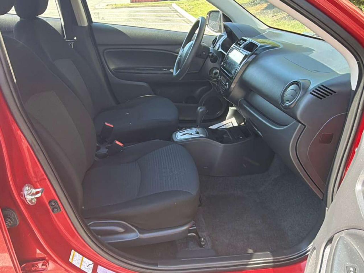 Mitsubishi Mirage G4 ES 2023