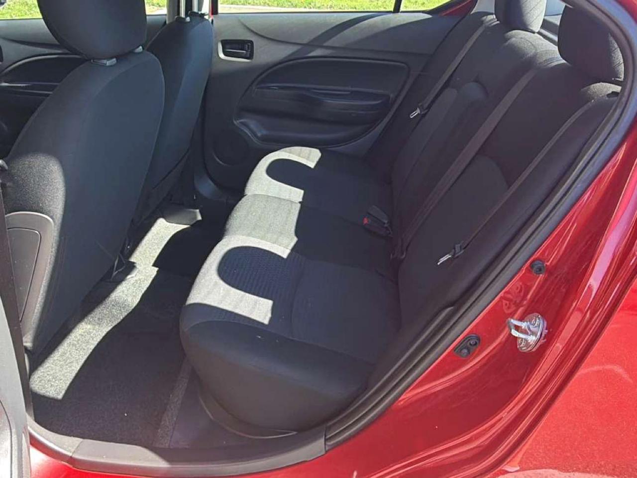Mitsubishi Mirage G4 ES 2023