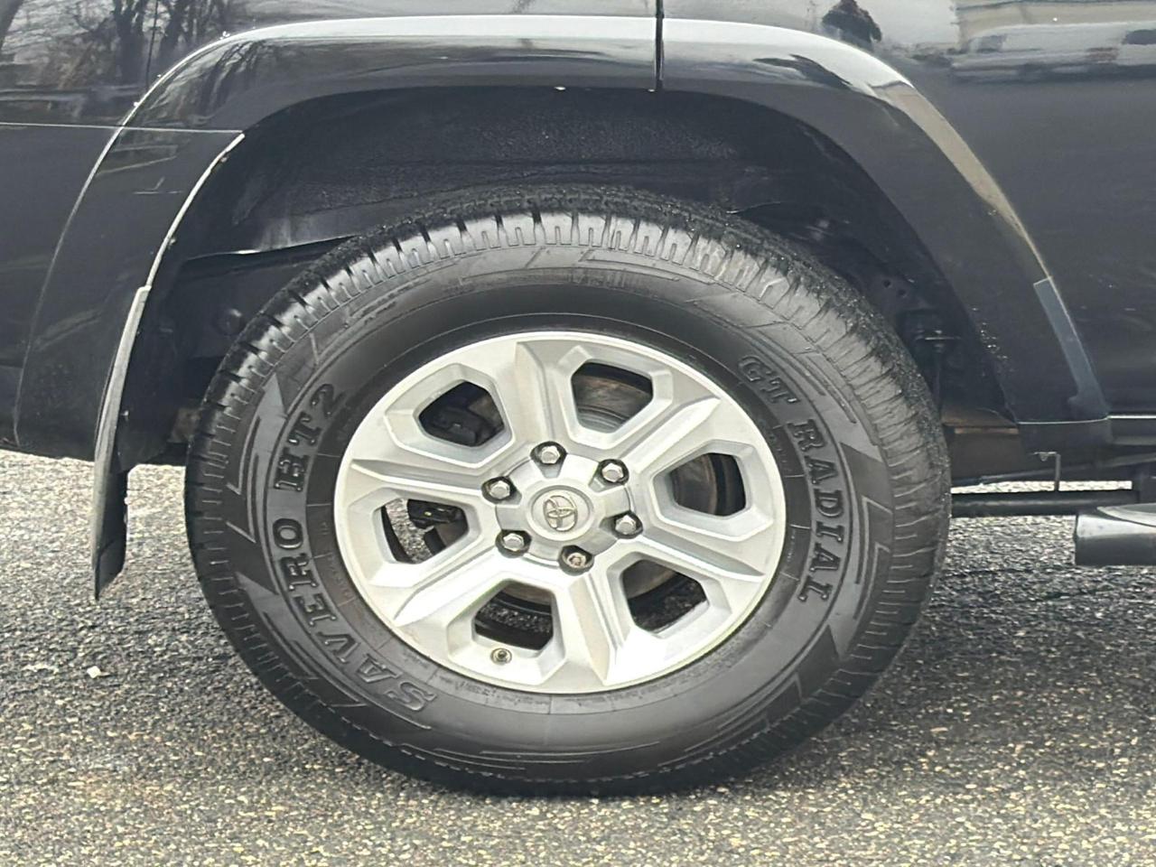 Toyota 4Runner SR5 4WD 2015