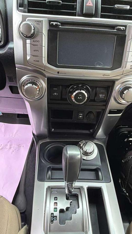 Toyota 4Runner SR5 4WD 2015