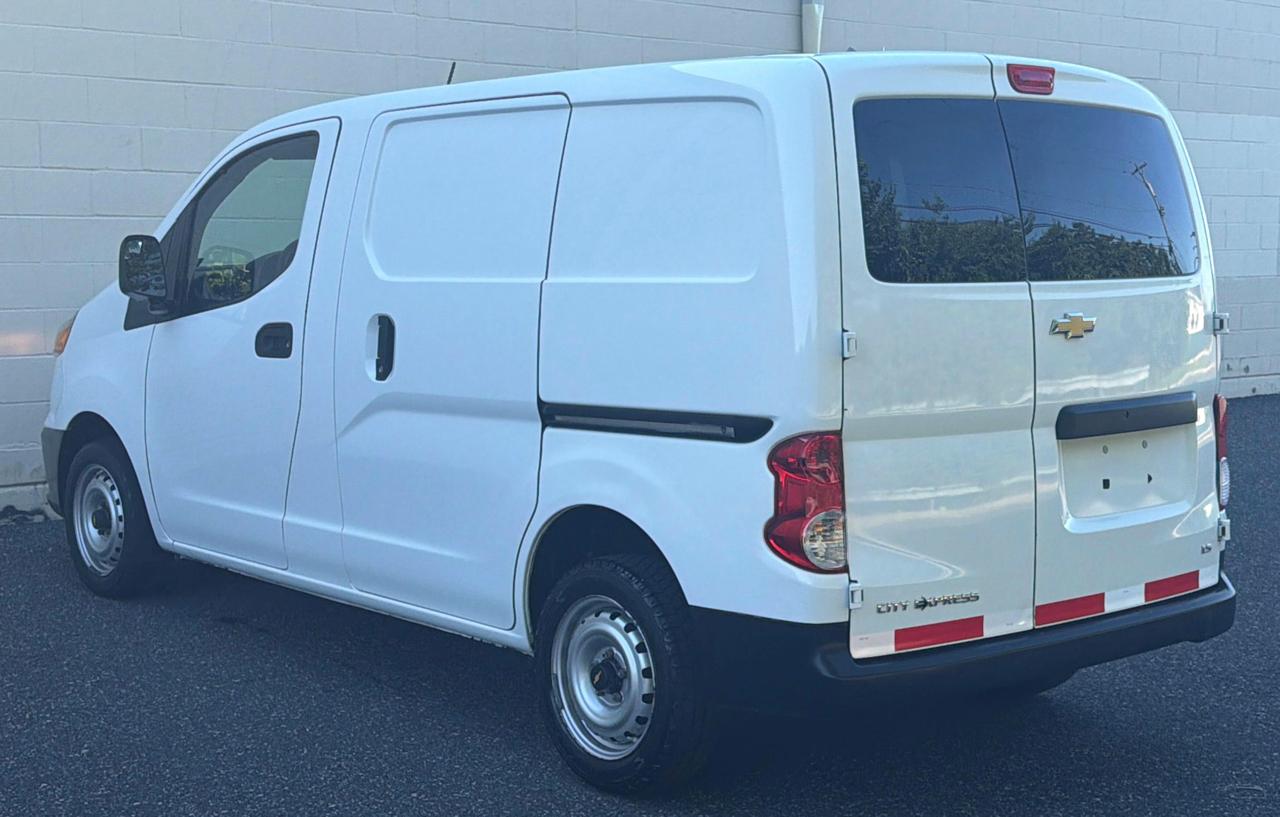 Chevrolet City Express Cargo Van FWD 115" LS 2016