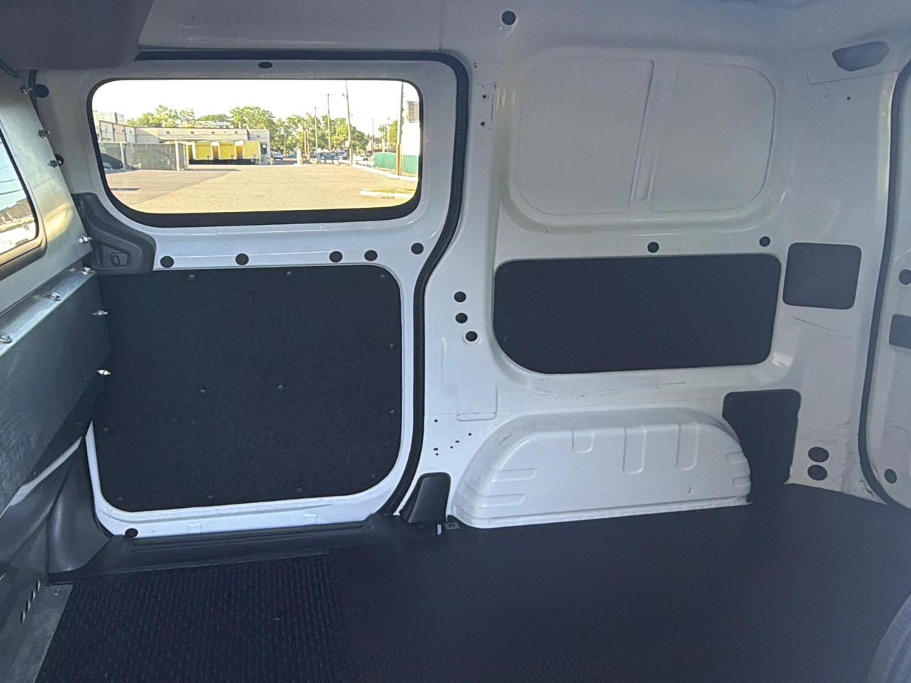 Chevrolet City Express Cargo Van FWD 115" LS 2016