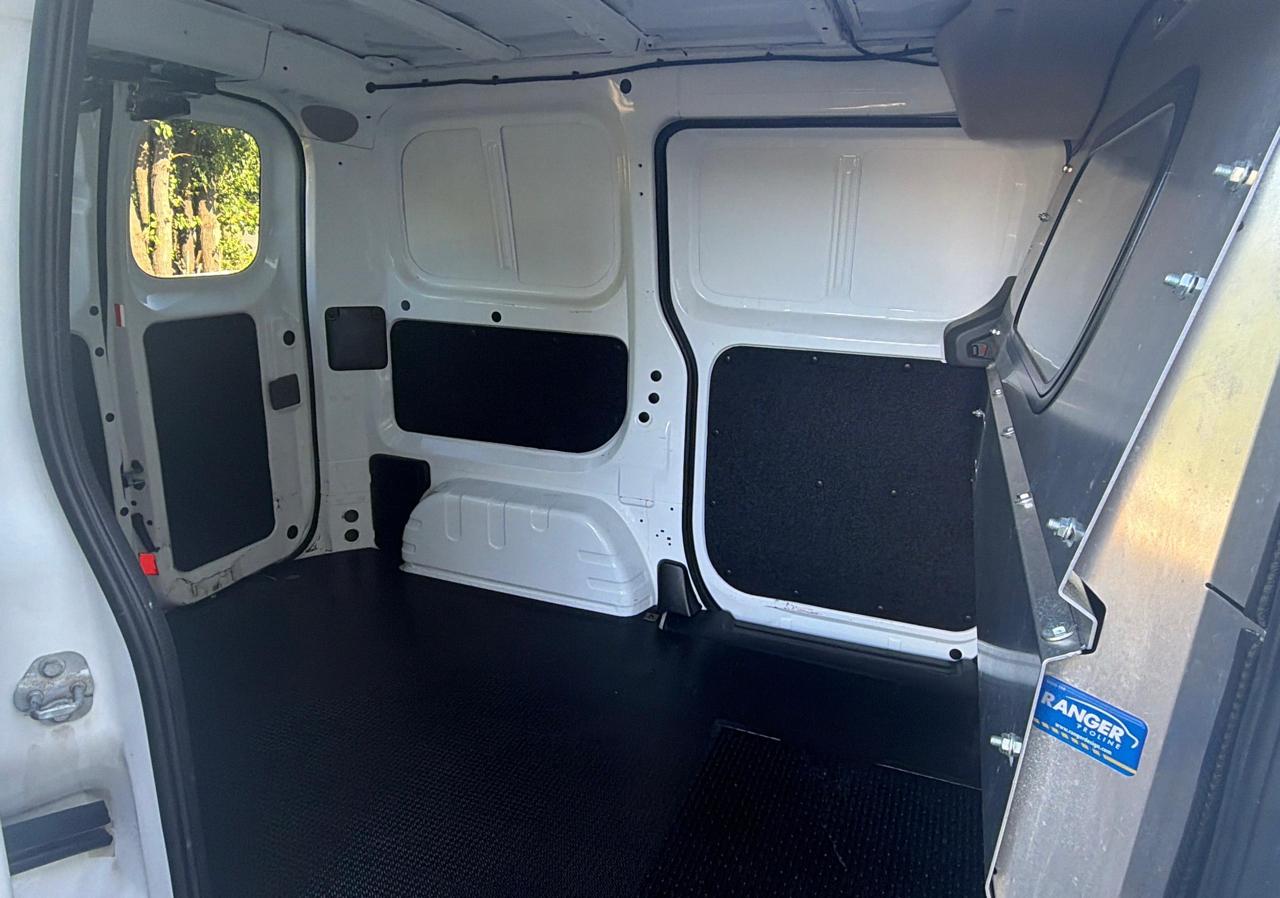 Chevrolet City Express Cargo Van FWD 115" LS 2016