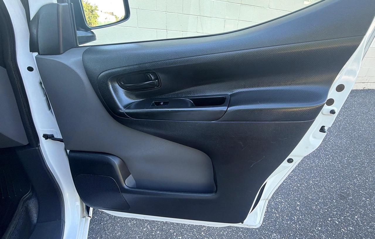 Chevrolet City Express Cargo Van FWD 115" LS 2016