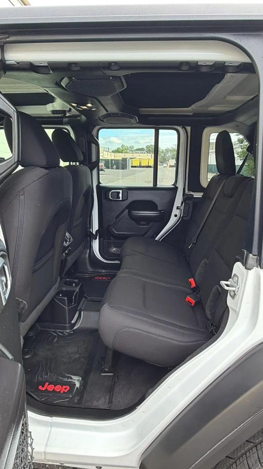 Jeep Wrangler Unlimited Sport Altitude 4x4 2021