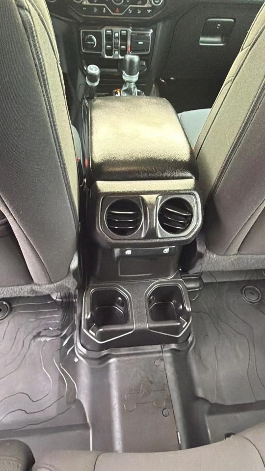 Jeep Wrangler Unlimited Sport Altitude 4x4 2021