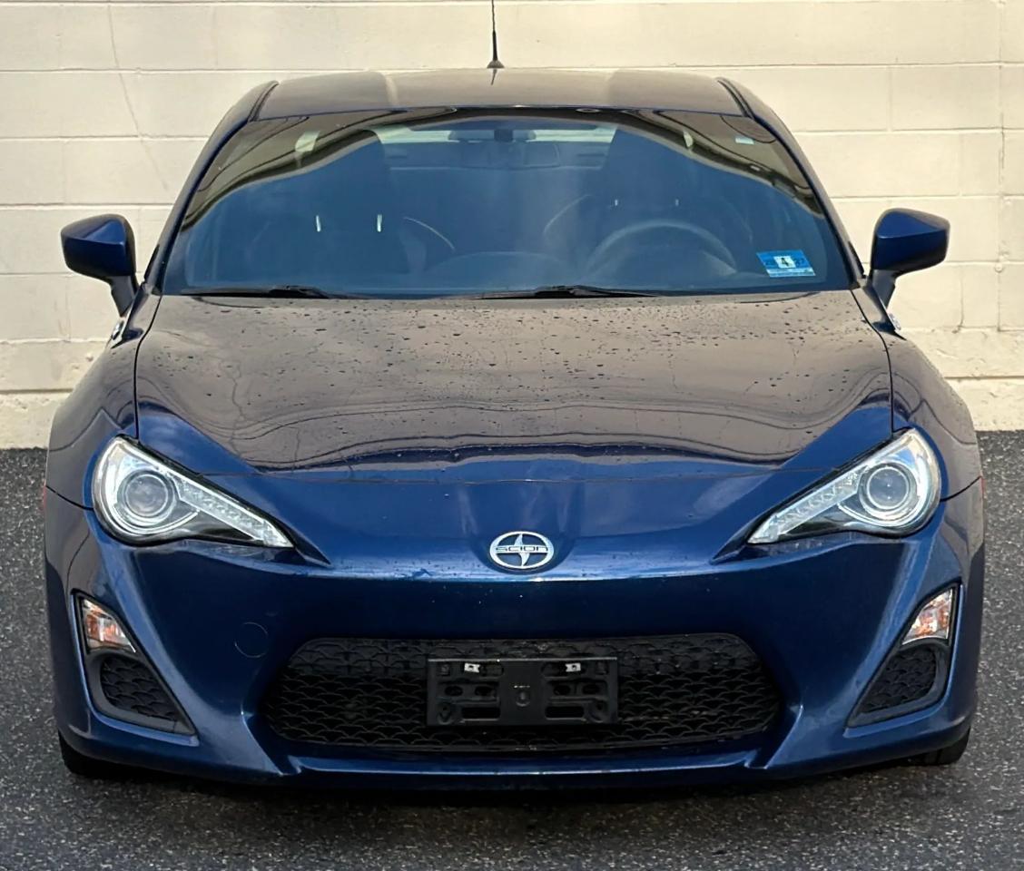Scion FR-S 2dr Cpe Auto (Natl) 2014