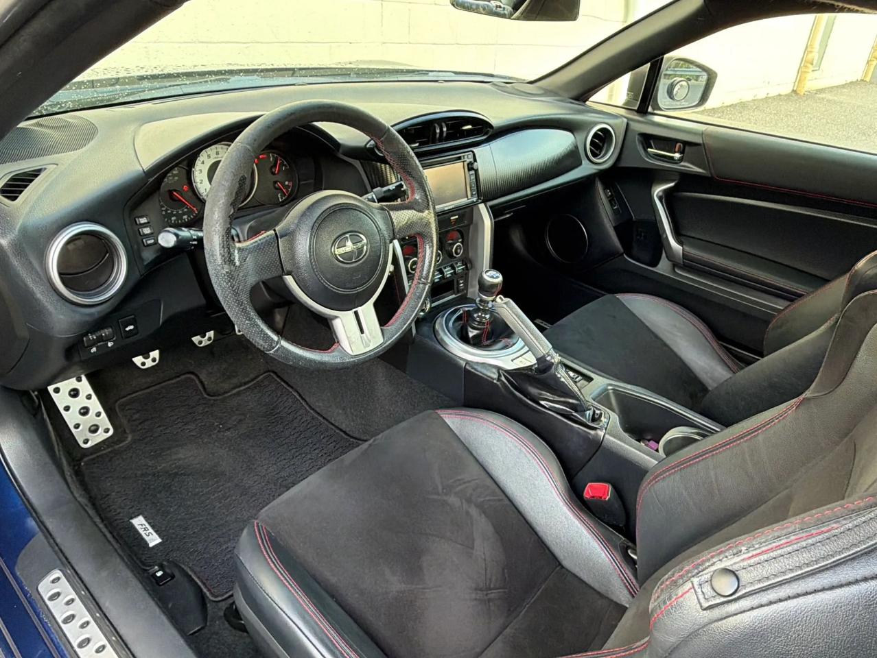 Scion FR-S 2dr Cpe Auto (Natl) 2014