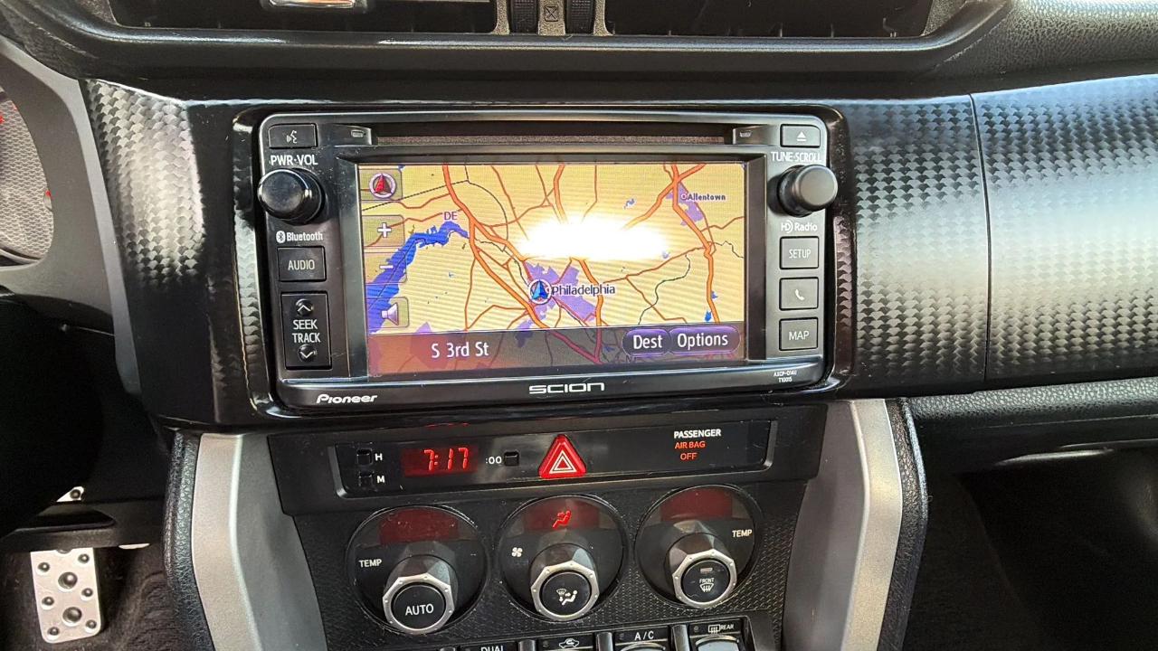 Scion FR-S 2dr Cpe Auto (Natl) 2014