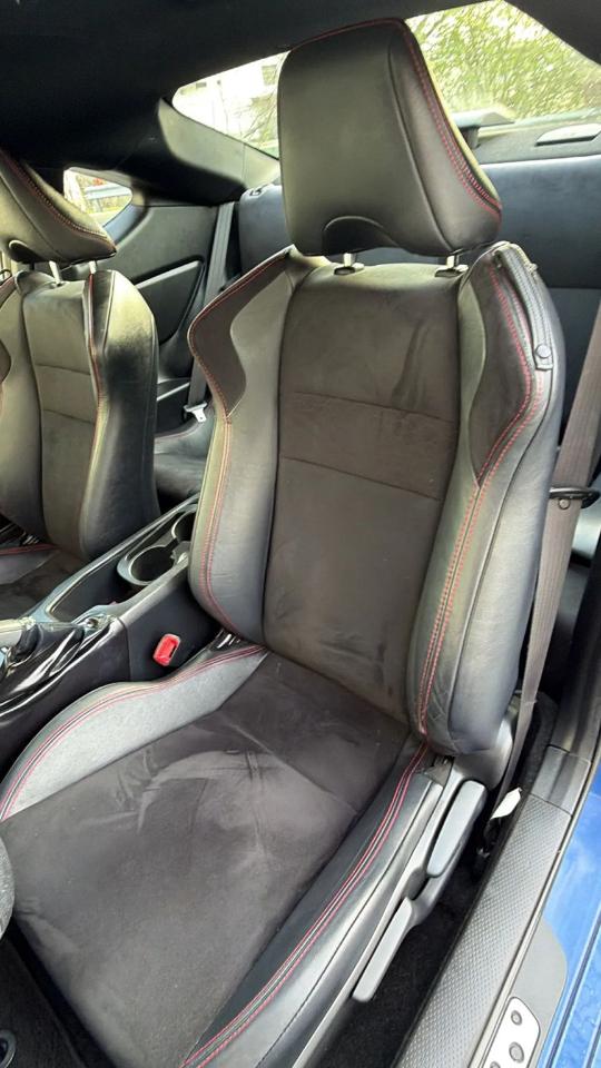 Scion FR-S 2dr Cpe Auto (Natl) 2014