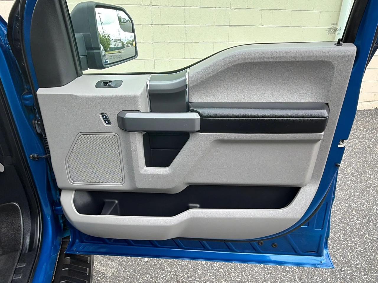 Ford F-150 King Ranch 4WD SuperCrew 5.5' Box 2017