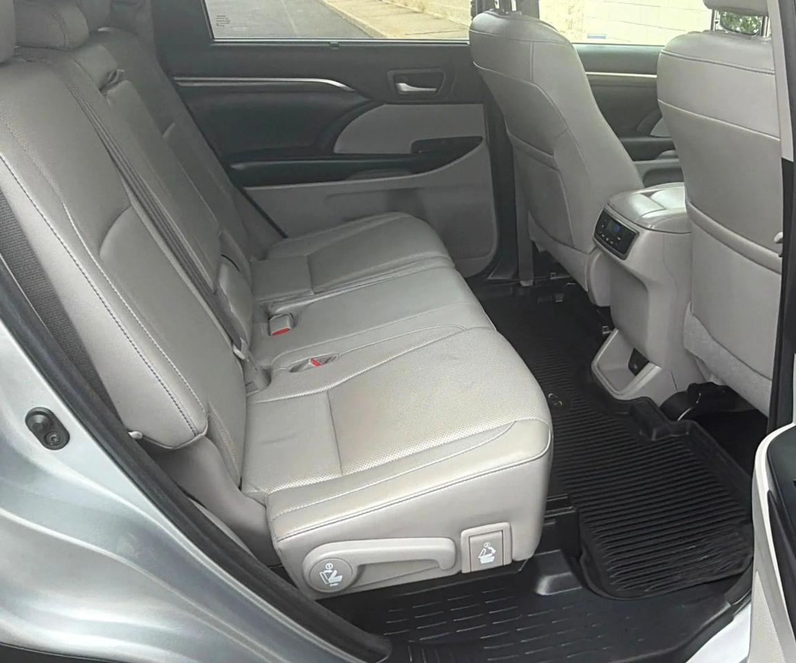 Toyota Highlander Limited V6 AWD (Natl) 2018