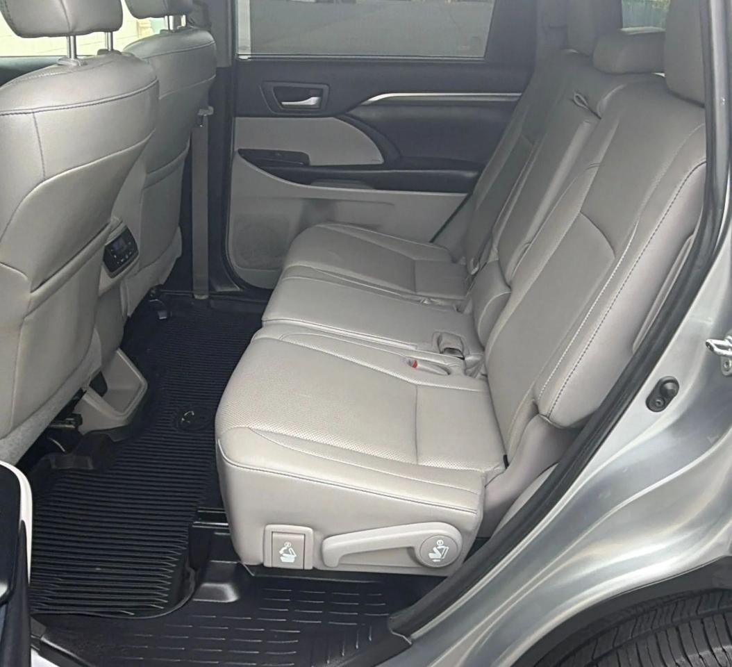 Toyota Highlander Limited V6 AWD (Natl) 2018