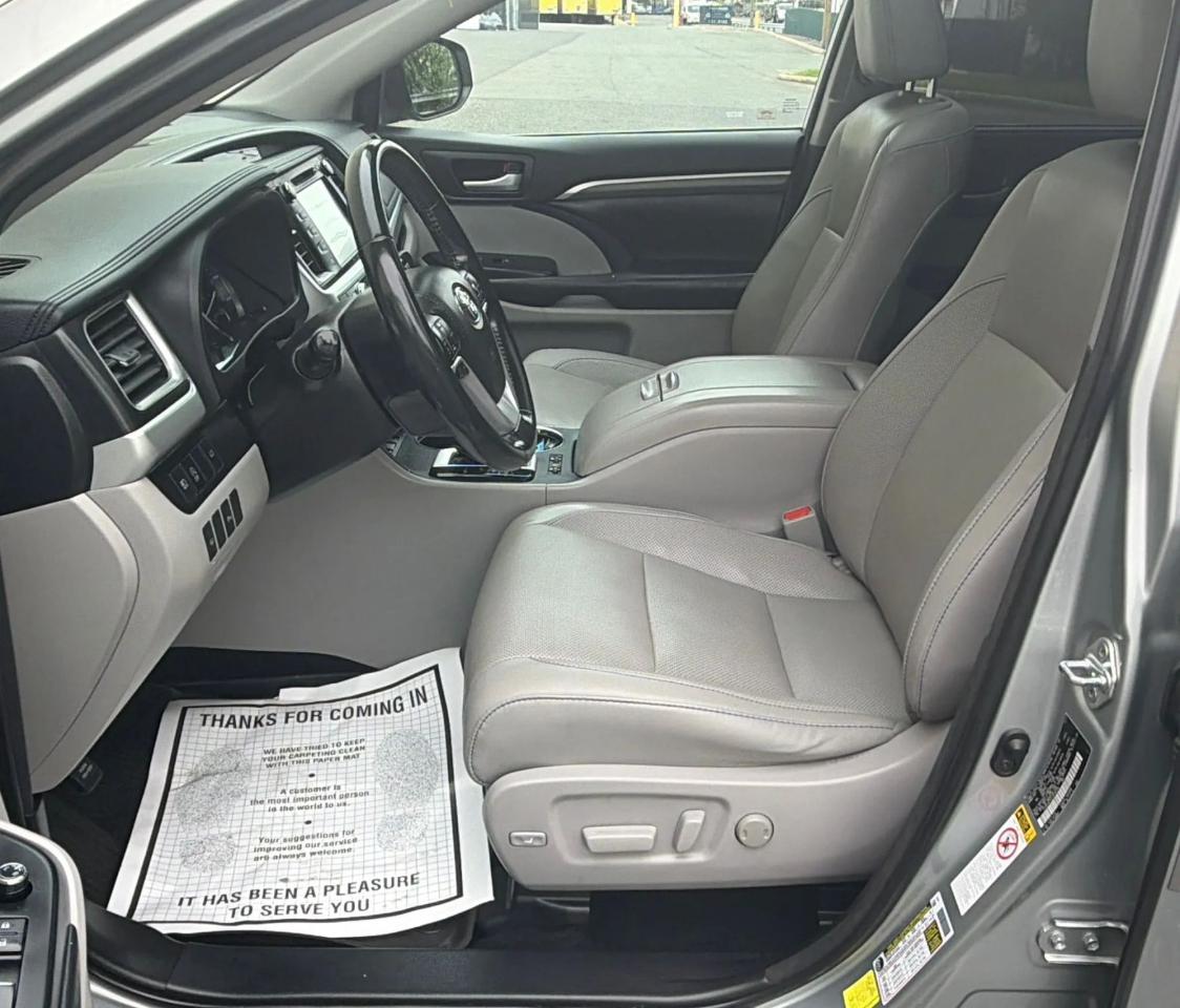 Toyota Highlander Limited V6 AWD (Natl) 2018