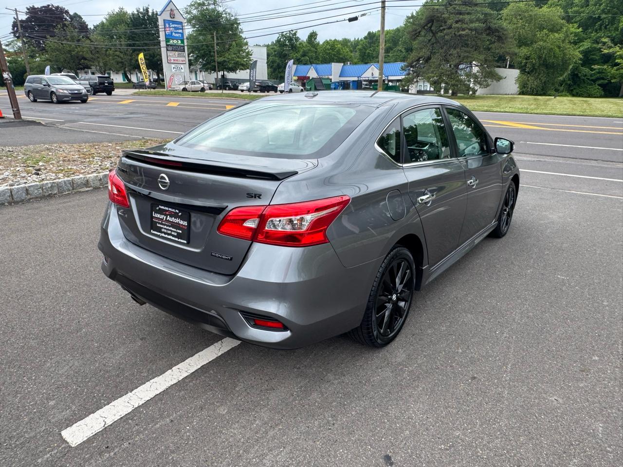Nissan Sentra SR CVT 2018