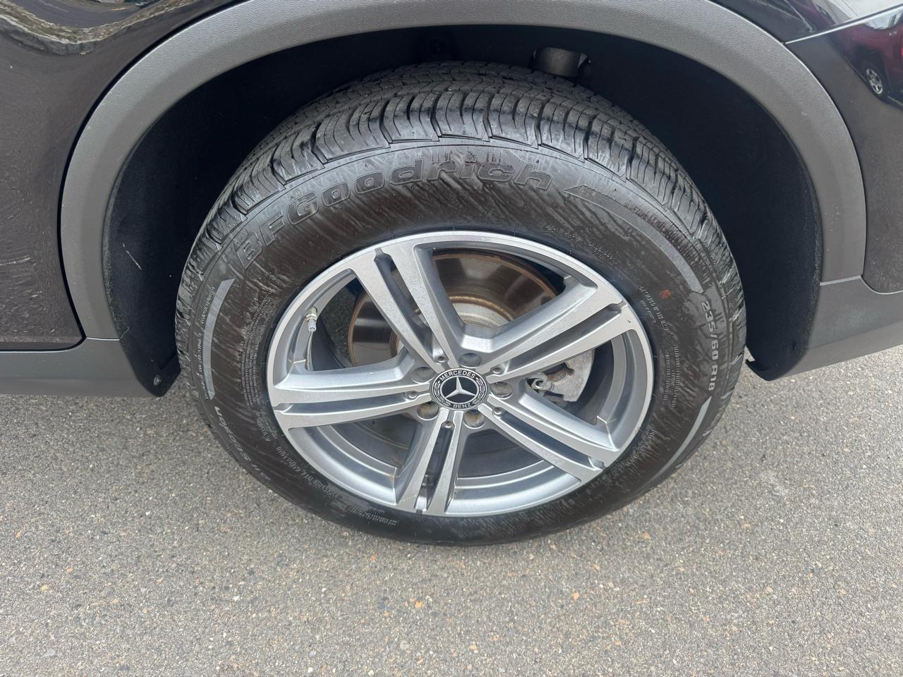 Mercedes-Benz GLC GLC 300 4MATIC SUV 2021