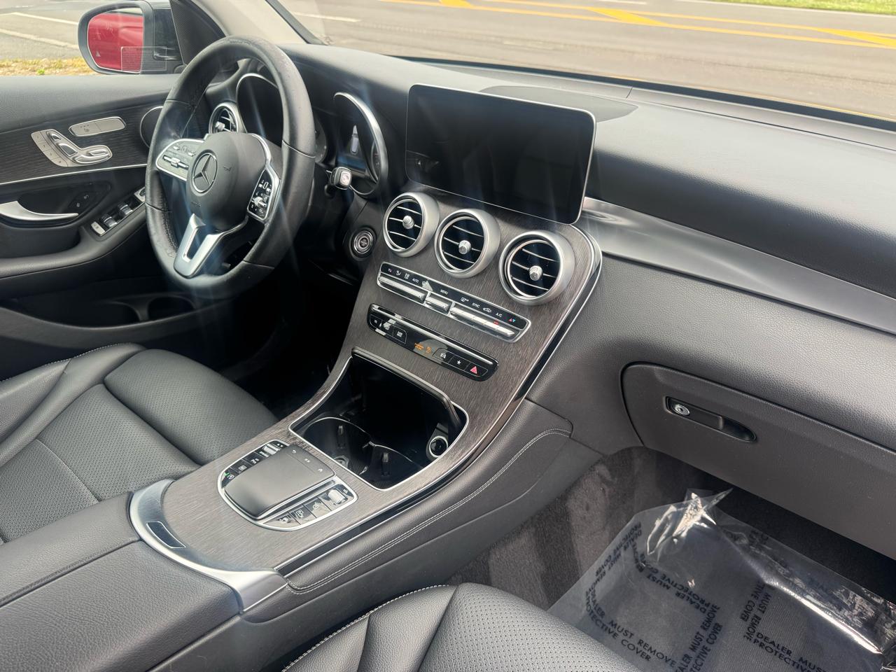 Mercedes-Benz GLC GLC 300 4MATIC SUV 2021