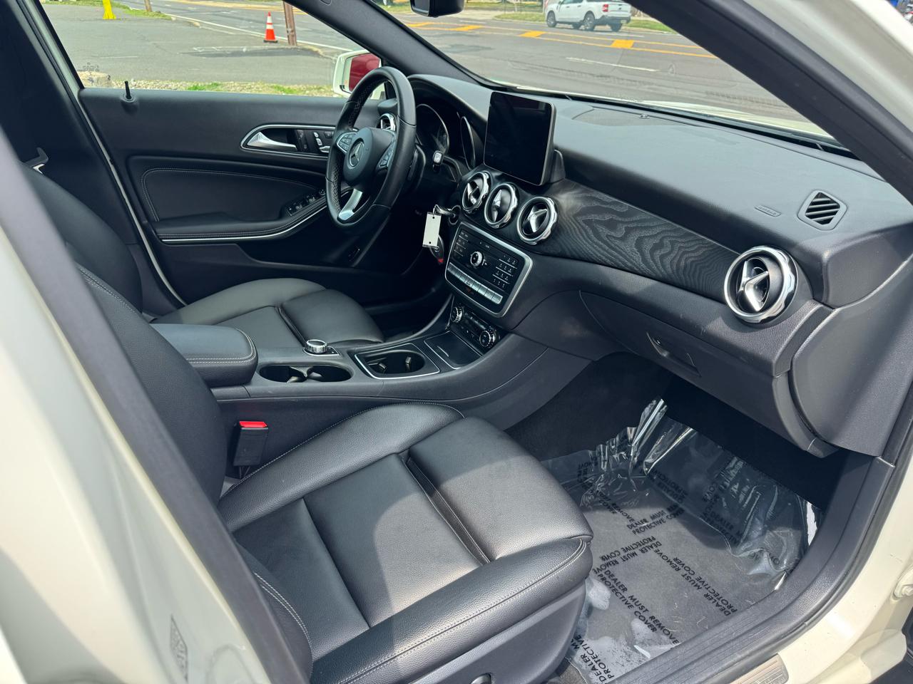 Mercedes-Benz GLA GLA 250 4MATIC SUV 2018
