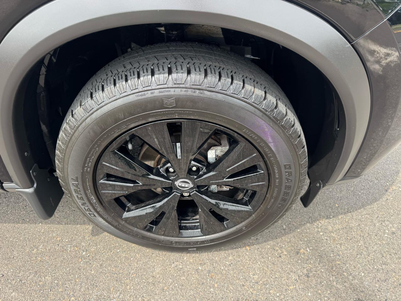 Nissan Rogue AWD SV 2023
